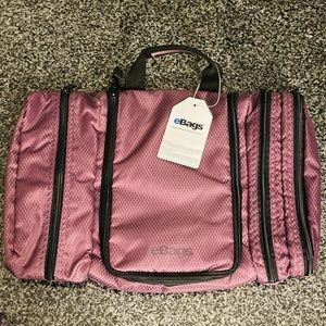 NWT EBAGS PACK-IT-FLAT TOILETRY KIT